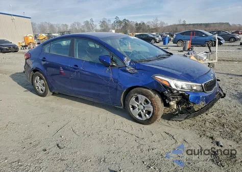 2017 Kia Forte Lx z USA, uszkodzony, nr VIN 3KPFL4A79HE135615